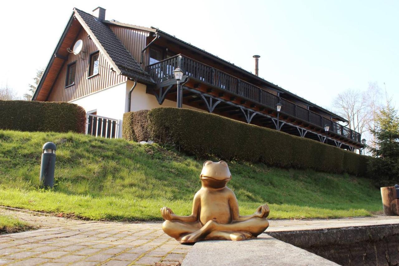 Das Waldseechalet Maerchenhafter Waldseeblick - Moderne Wohnung Mit Infrarotsauna Hasselfelde Exterior photo